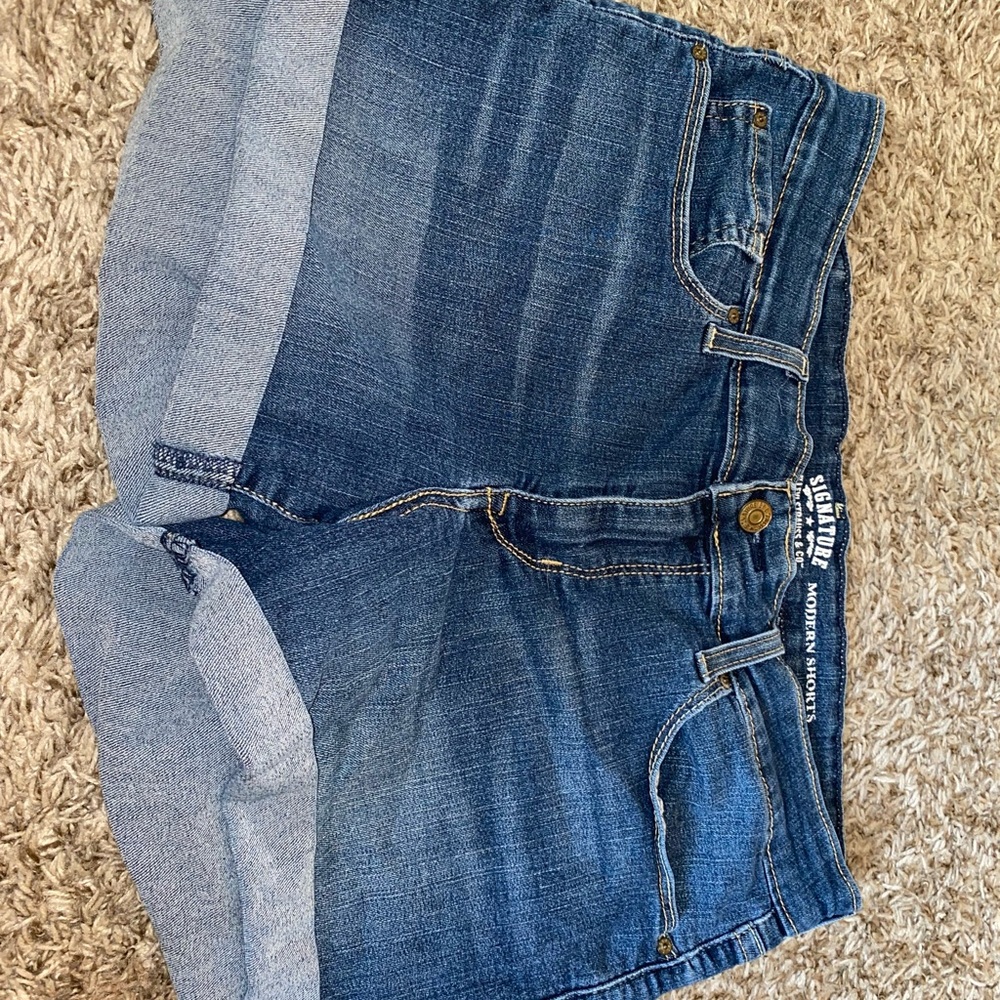 Jean shorts size large Levi’s